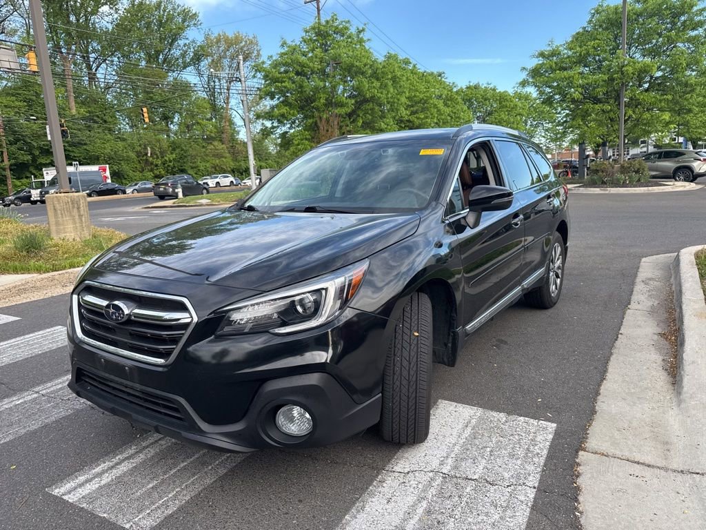 Used 2018 Subaru Outback 2.5i Touring image 3