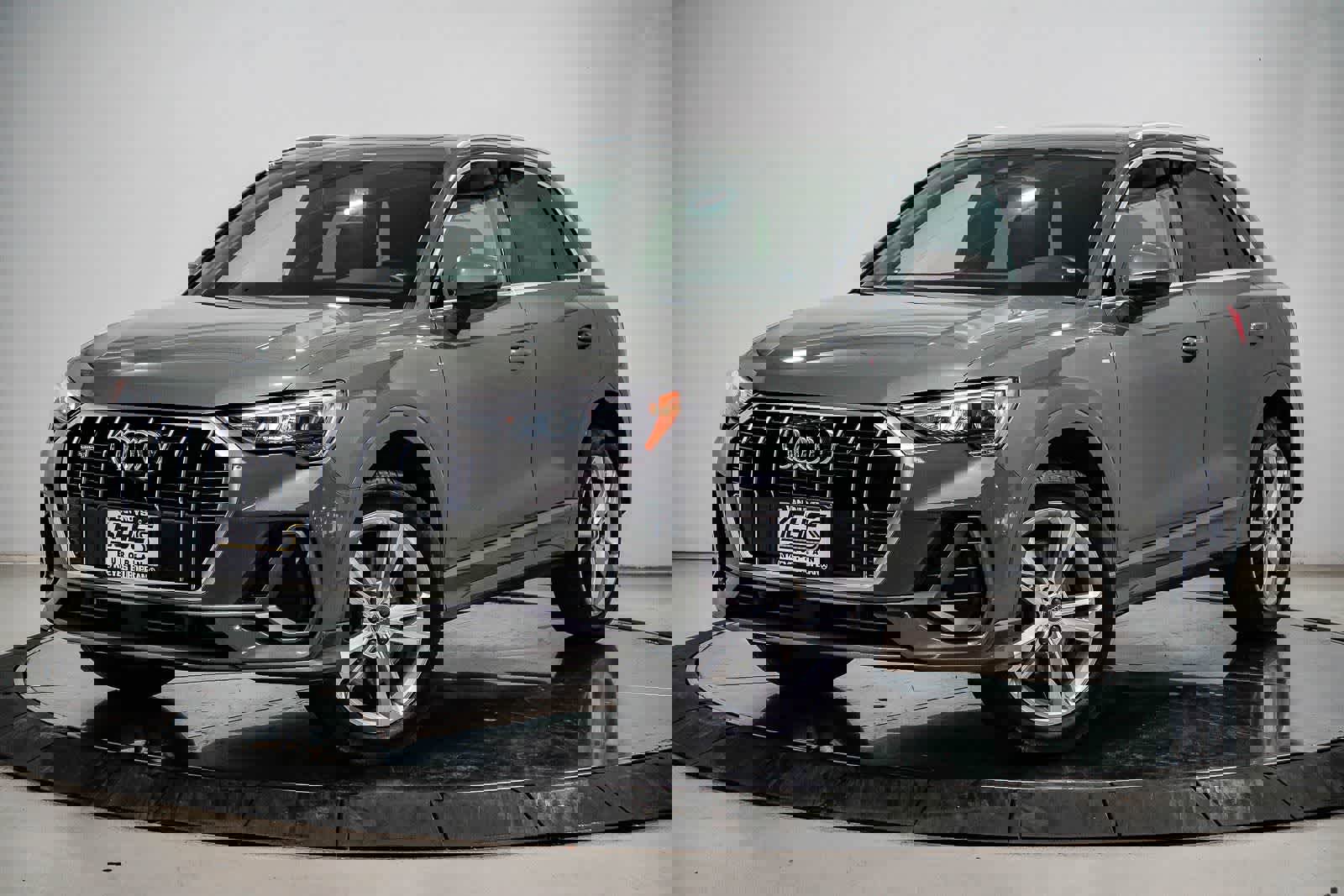 Used 2019 Audi Q3 2.0T Premium image 1