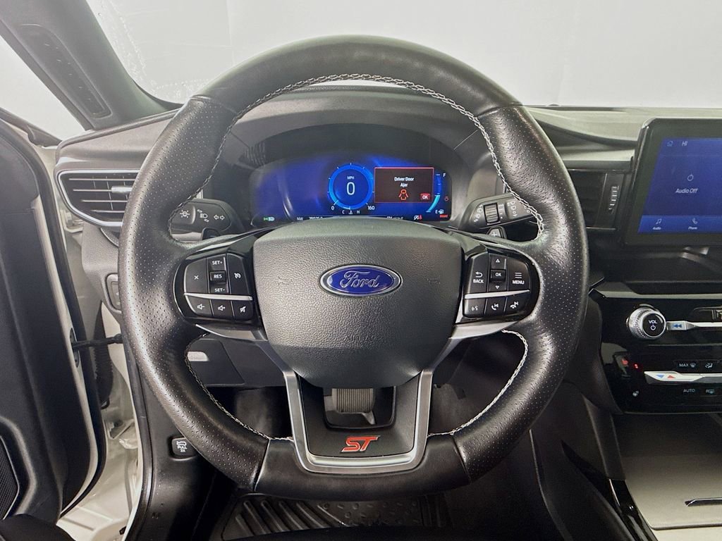 Used 2022 Ford Explorer ST image 13
