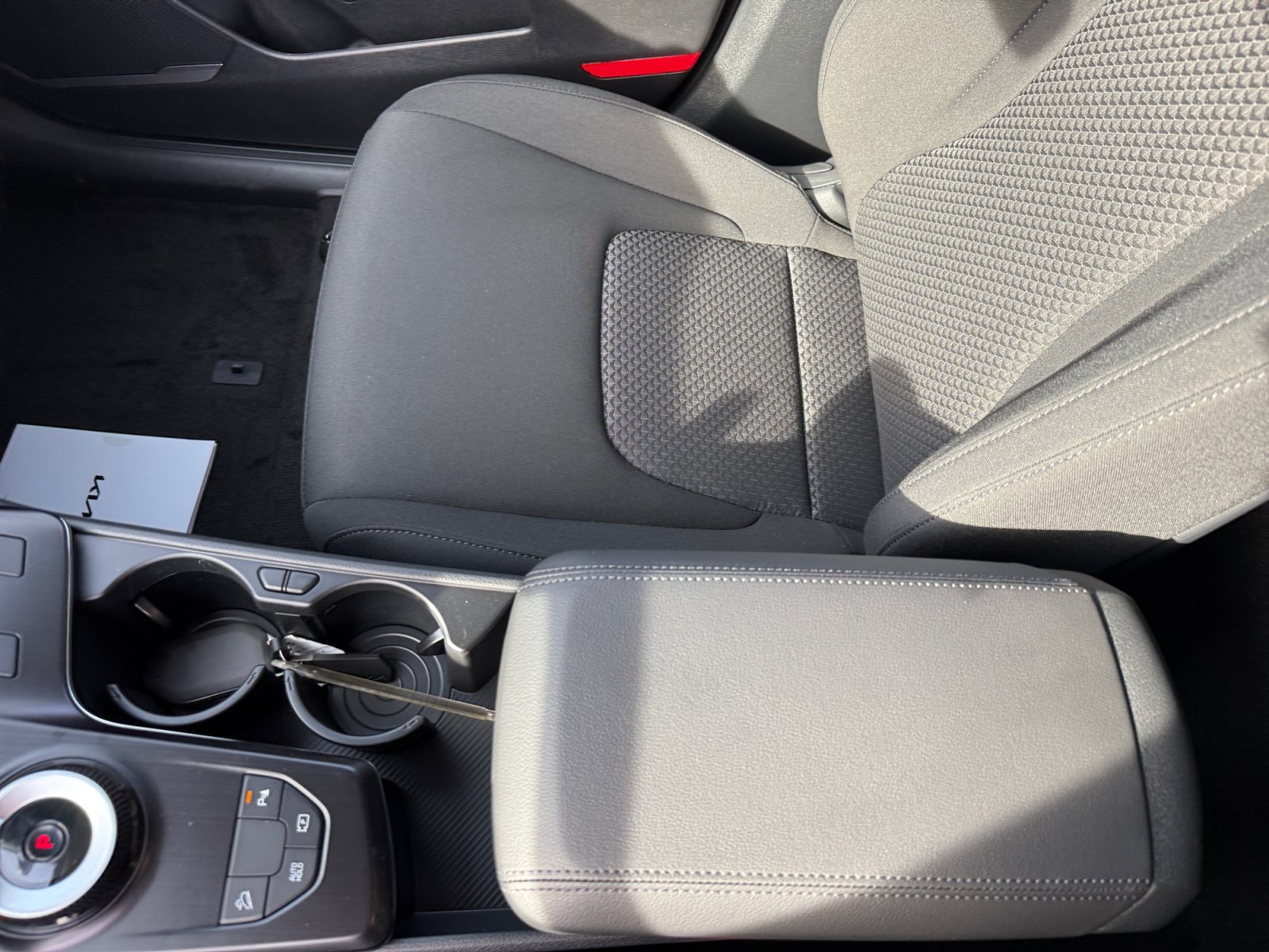 New 2027 Kia Sportage S FWD image 14