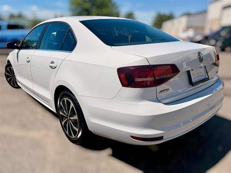 Used 2017 Volkswagen Jetta S w/ Jetta S Cold Weather Package FWD image 5