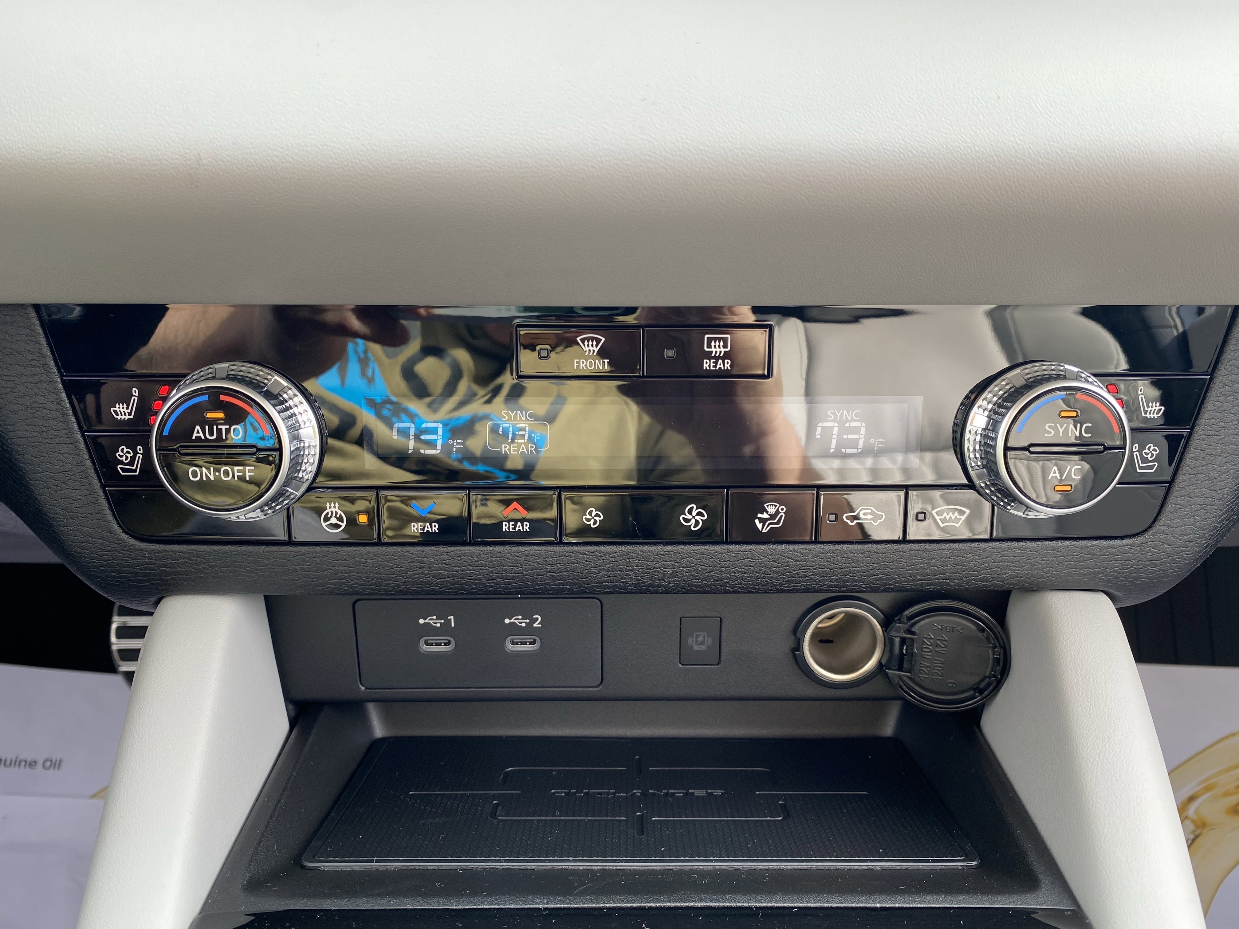 New 2026 Mitsubishi Outlander SEL image 15