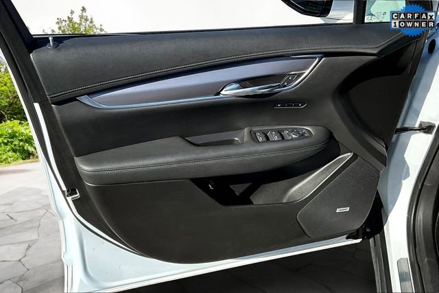 Used 2023 Cadillac XT6 Luxury image 23