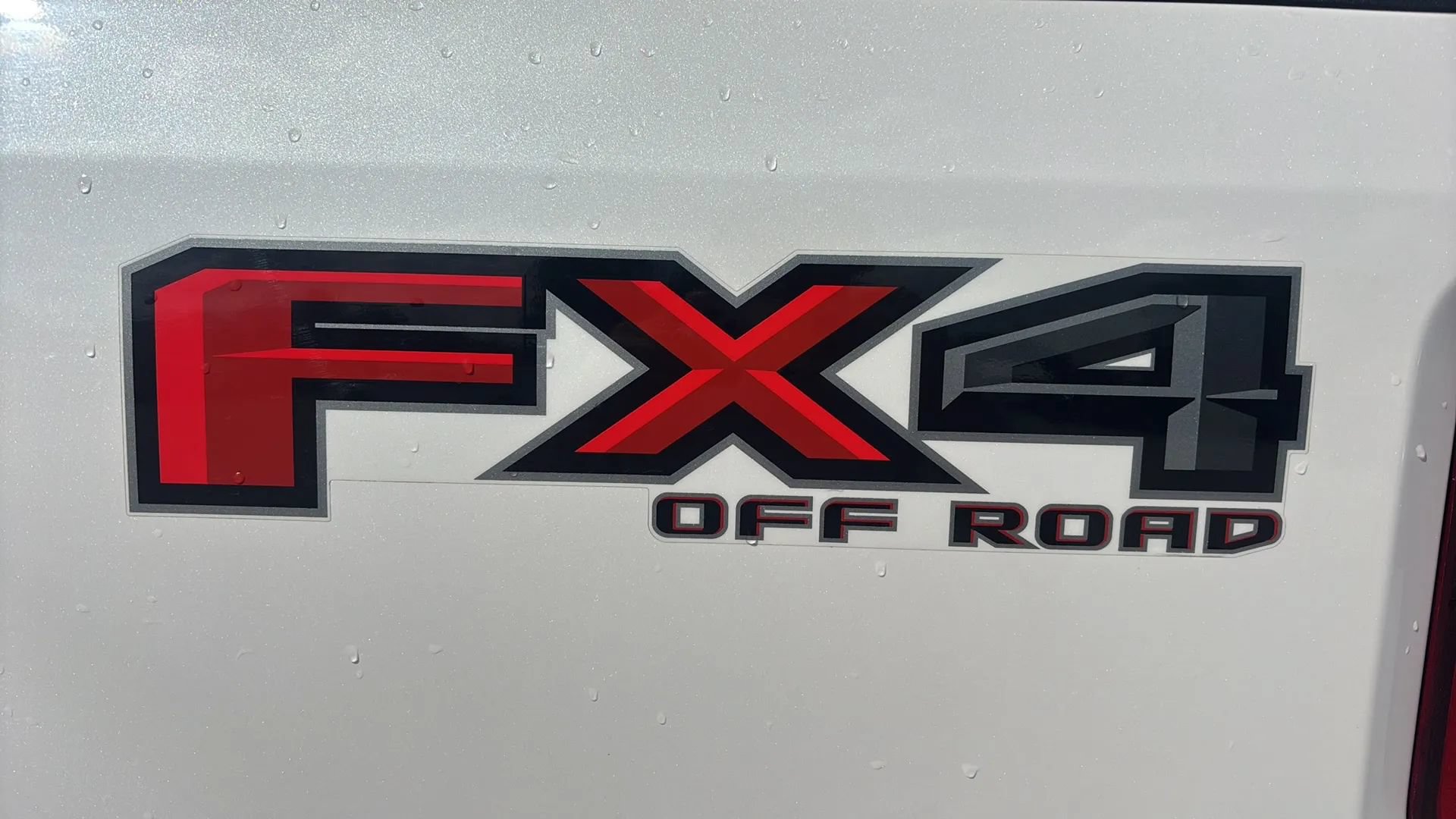 Used 2019 Ford F350 Platinum AWD/4WD image 3
