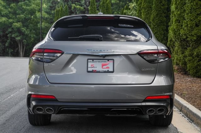 Used 2022 Maserati Levante GT AWD/4WD image 23