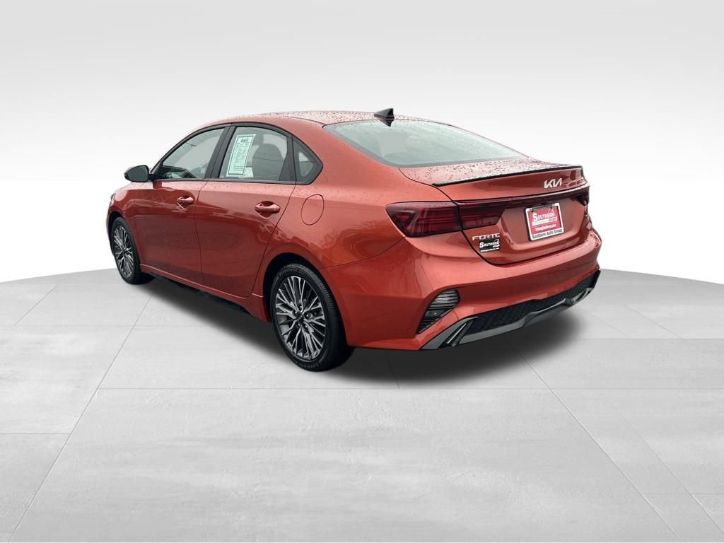 Used 2022 Kia Forte GT-Line w/ GT-Line Technology Package image 3