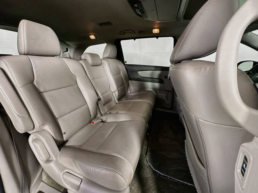 Used 2014 Honda Odyssey Touring Elite image 35