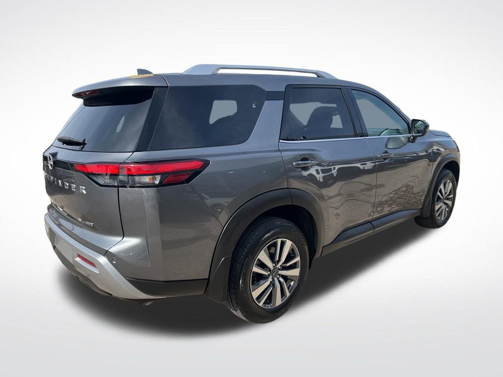 Certified 2024 Nissan Pathfinder SL image 46