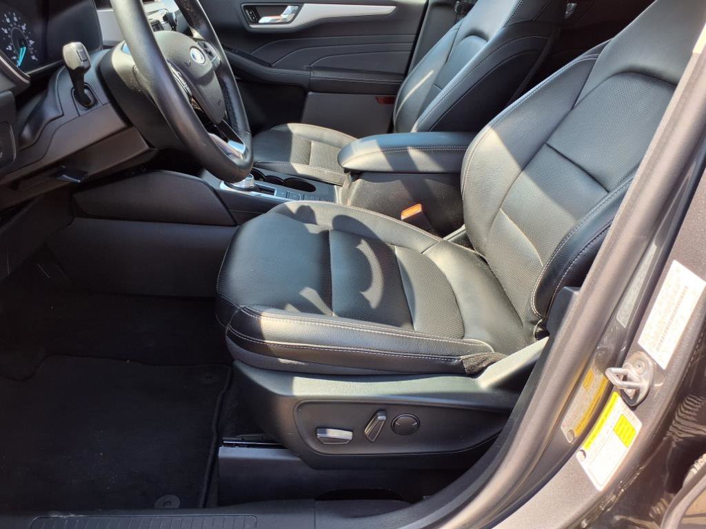 Certified 2022 Ford Escape SEL image 13