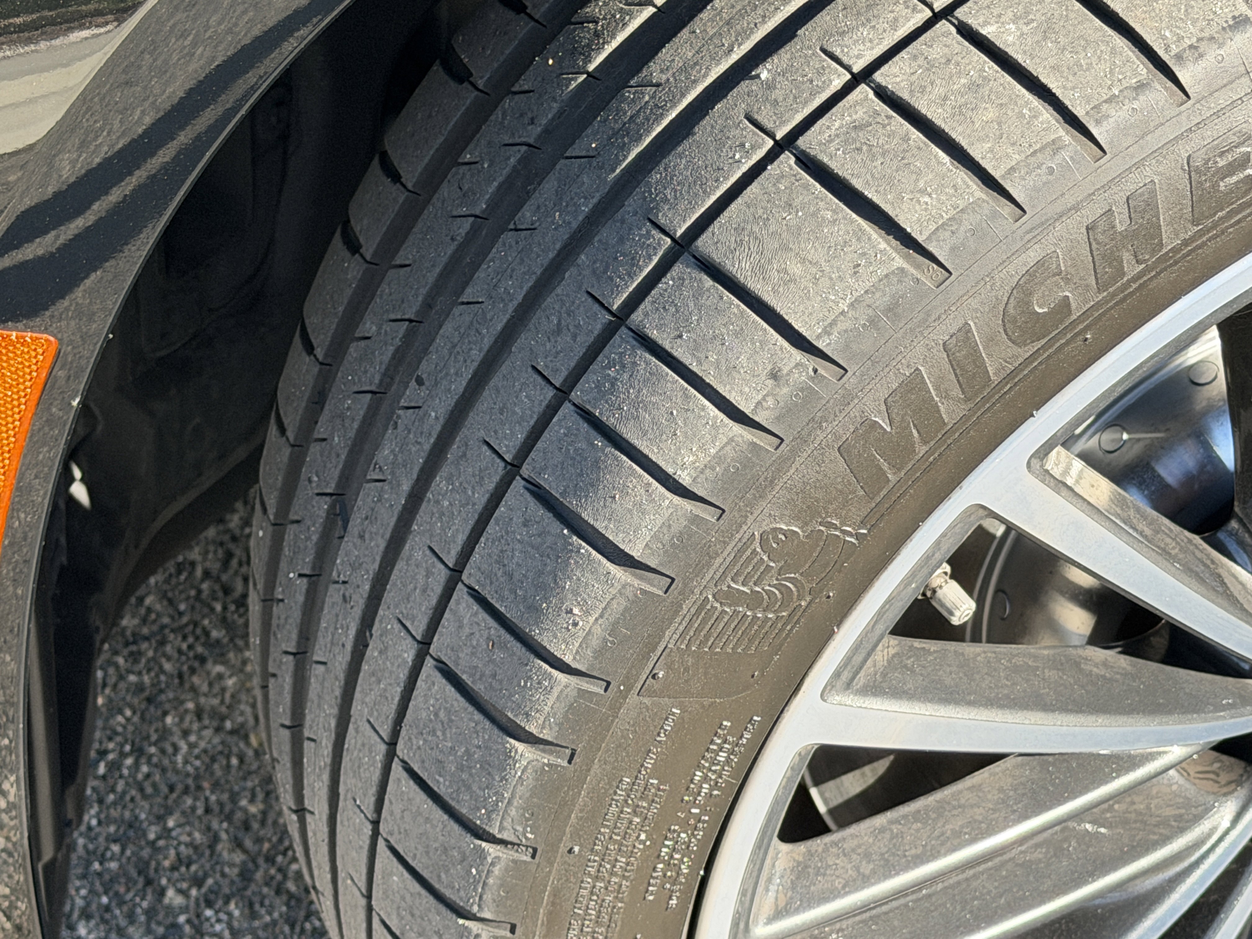 Used 2023 BMW 530i 530i w/ Convenience Package image 16