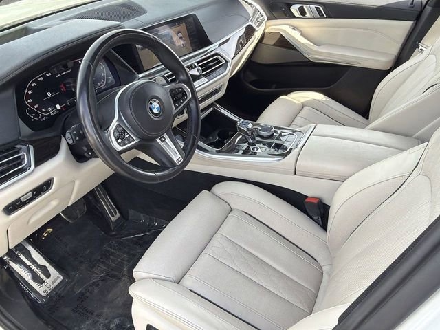 Used 2021 BMW X5 M50i w/ Executive Package image 19