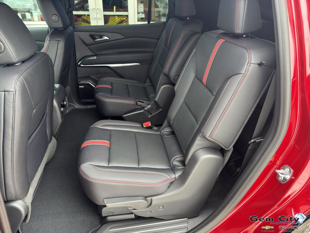 New 2026 Chevrolet Traverse RS w/ LPO, Floor Liner Package image 13