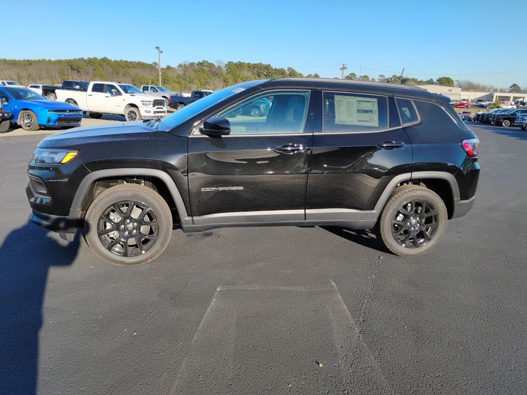 New 2026 Jeep Compass Latitude image 8