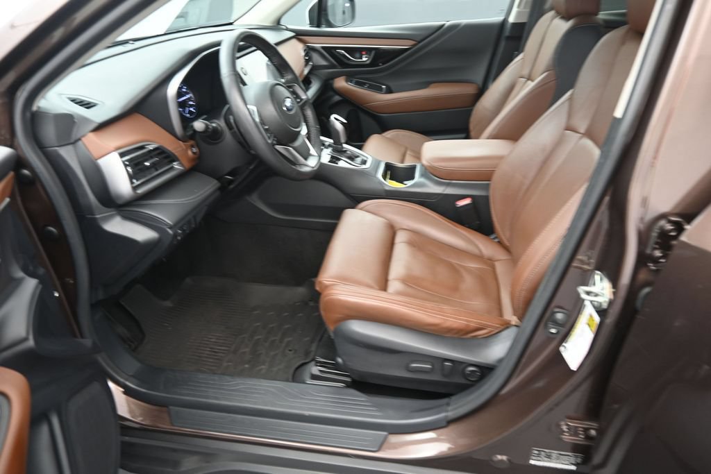 Used 2020 Subaru Outback Touring XT AWD/4WD image 17