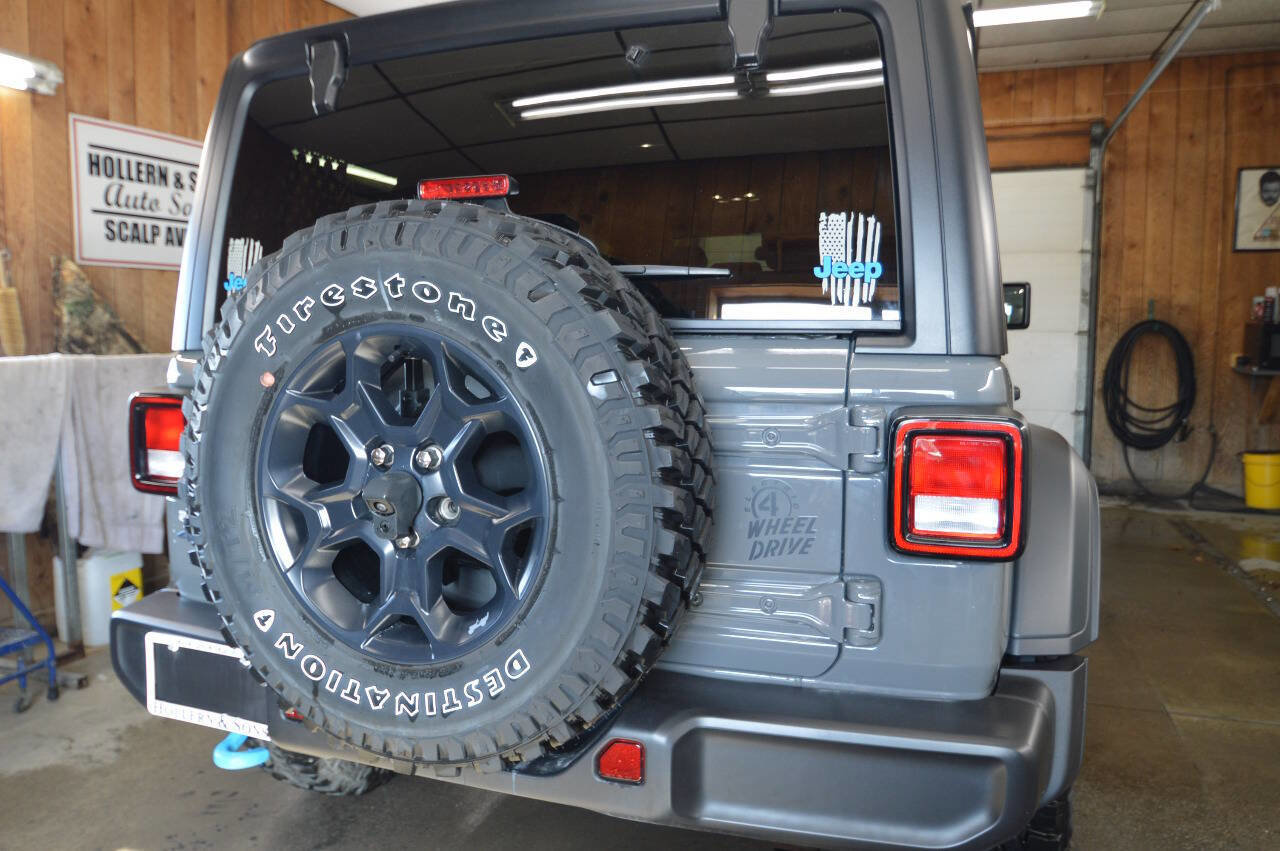 Used 2023 Jeep Wrangler Unlimited w/ Cold Weather Group image 22