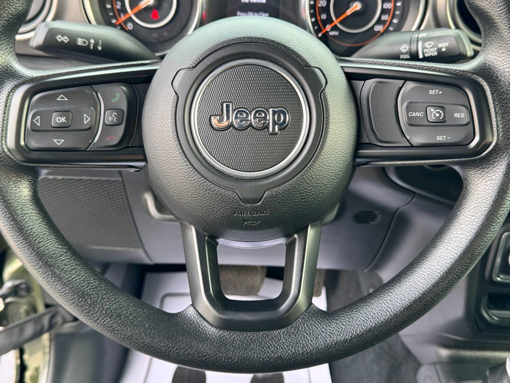 Used 2022 Jeep Wrangler Unlimited Sport AWD/4WD image 19