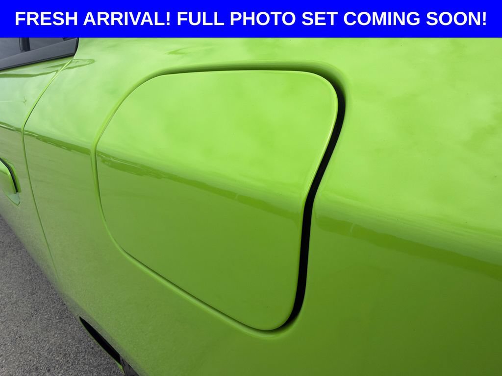 Used 2023 Dodge Charger R/T w/ Performance Handling Group RWD image 41