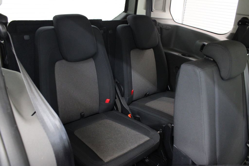 Used 2021 Ford Transit Connect XL image 17