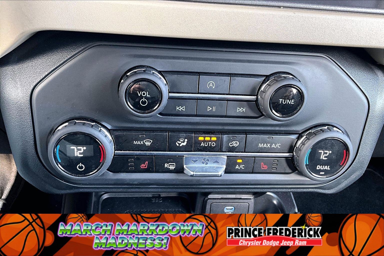 Used 2025 Ford Bronco Big Bend image 26