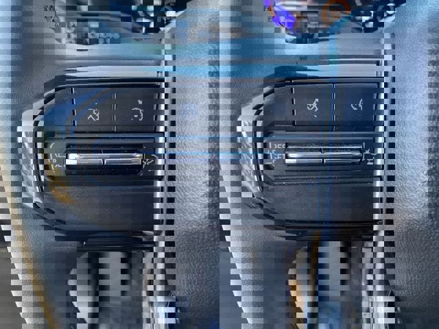 Used 2025 Chevrolet Colorado Trail Boss image 27