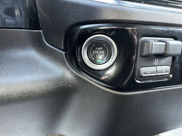 Used 2025 Chevrolet Silverado 1500 LT image 16