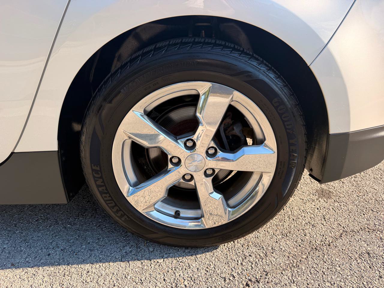 Used 2012 Chevrolet Volt Premium w/ Premium Trim Package FWD image 27