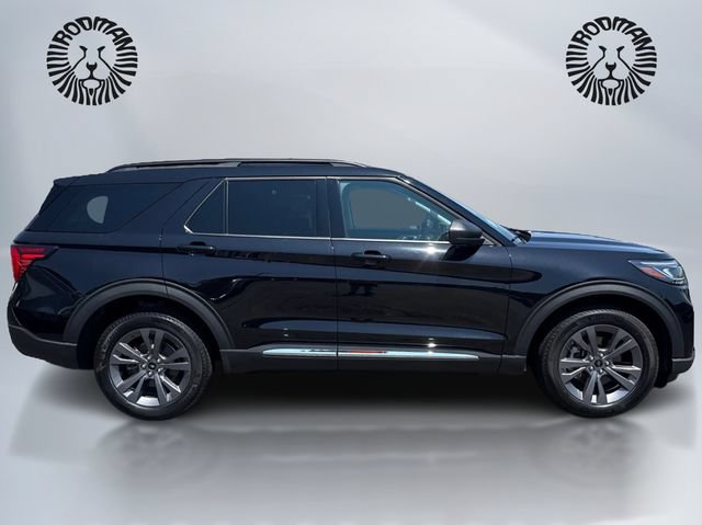 Used 2025 Ford Explorer Active w/ Active Comfort Package AWD/4WD image 5