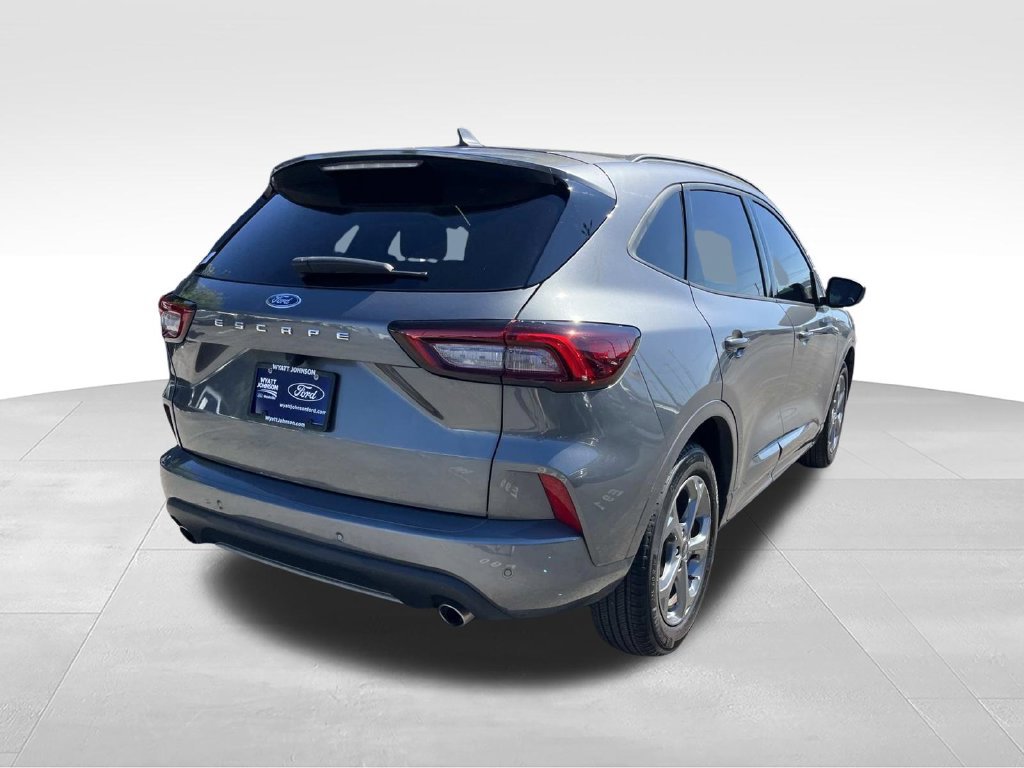 Certified 2024 Ford Escape ST-Line w/ Tech Pack #1 FWD image 3