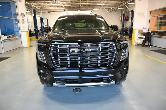 New 2026 GMC Yukon Denali Ultimate AWD/4WD image 2