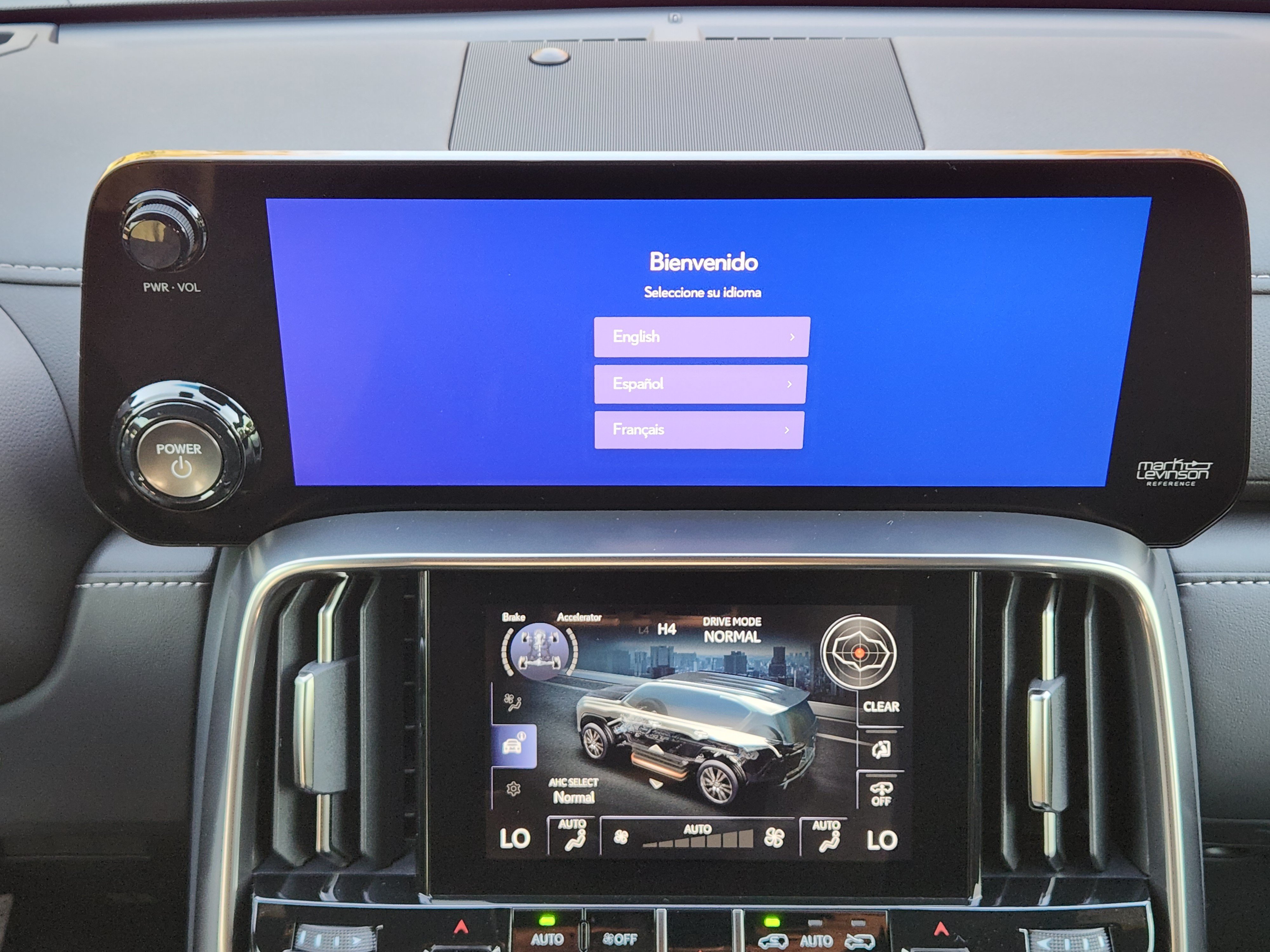 New 2026 Lexus LX 700h Luxury AWD/4WD image 9