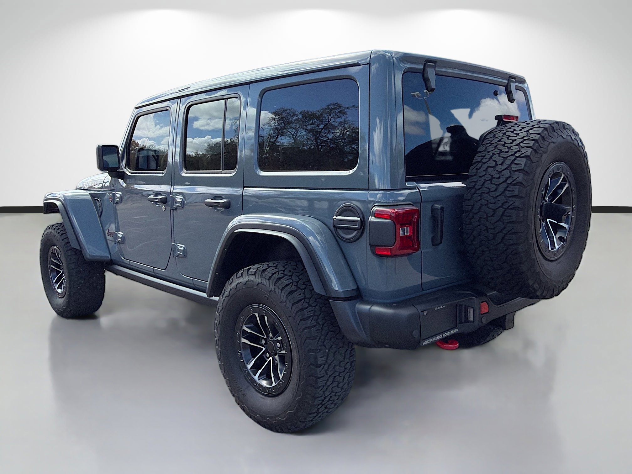 Used 2024 Jeep Wrangler Unlimited Rubicon image 5