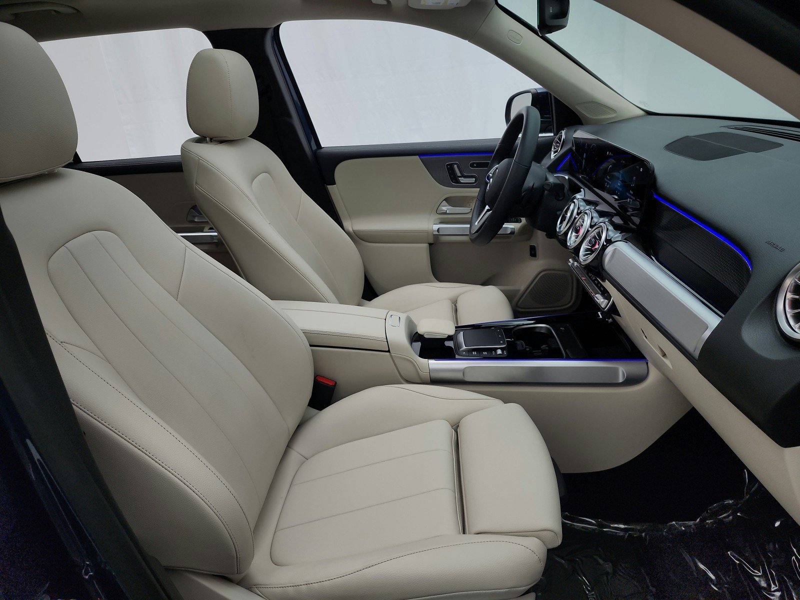 Used 2022 Mercedes-Benz GLB 250 image 19