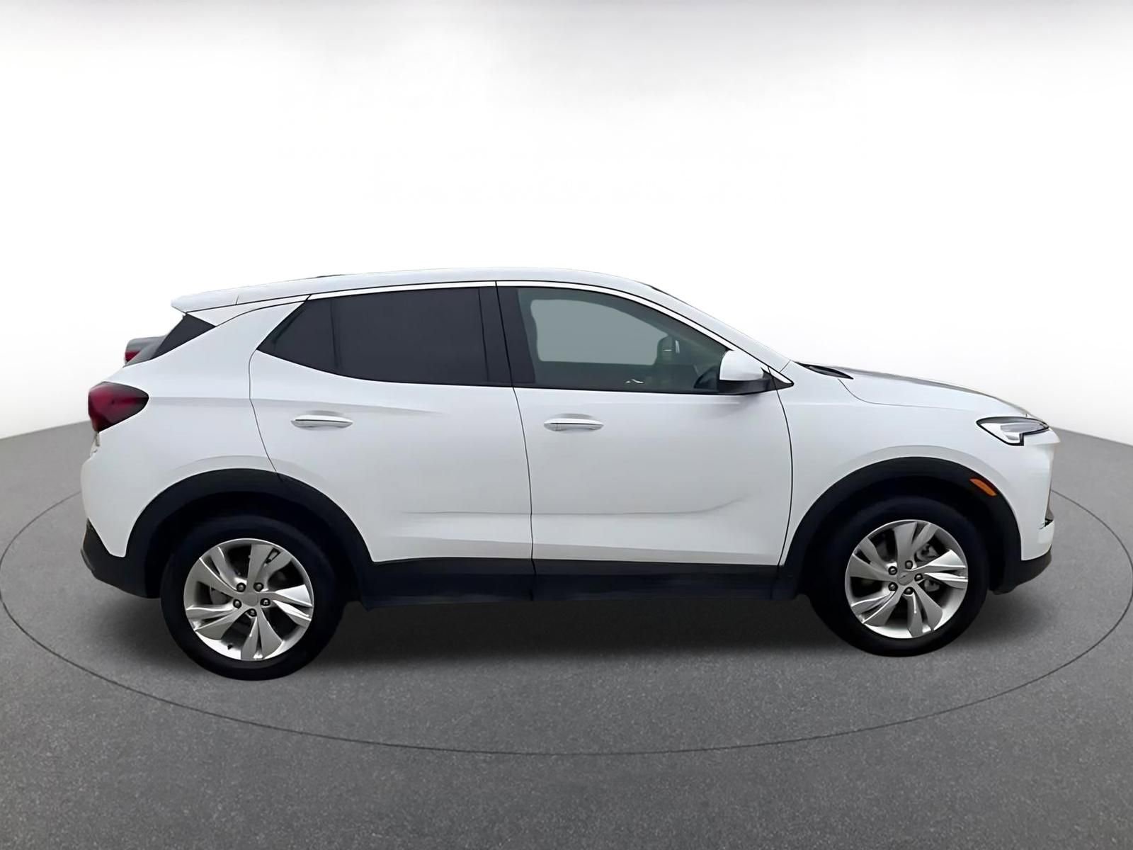 Used 2025 Buick Encore GX Preferred FWD image 16