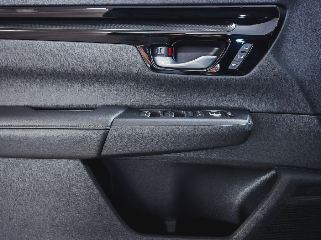 Used 2023 Honda CR-V EX-L image 15