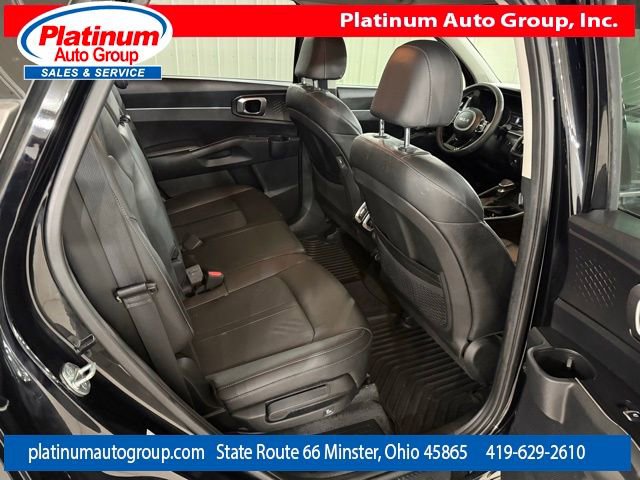 Used 2022 Kia Sorento S image 34