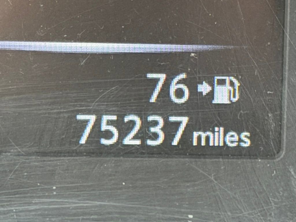 Used 2017 Nissan Rogue SL w/ SL Premium Package image 15