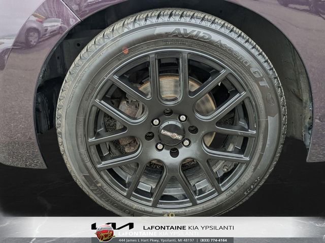 Used 2016 Honda Fit EX image 32