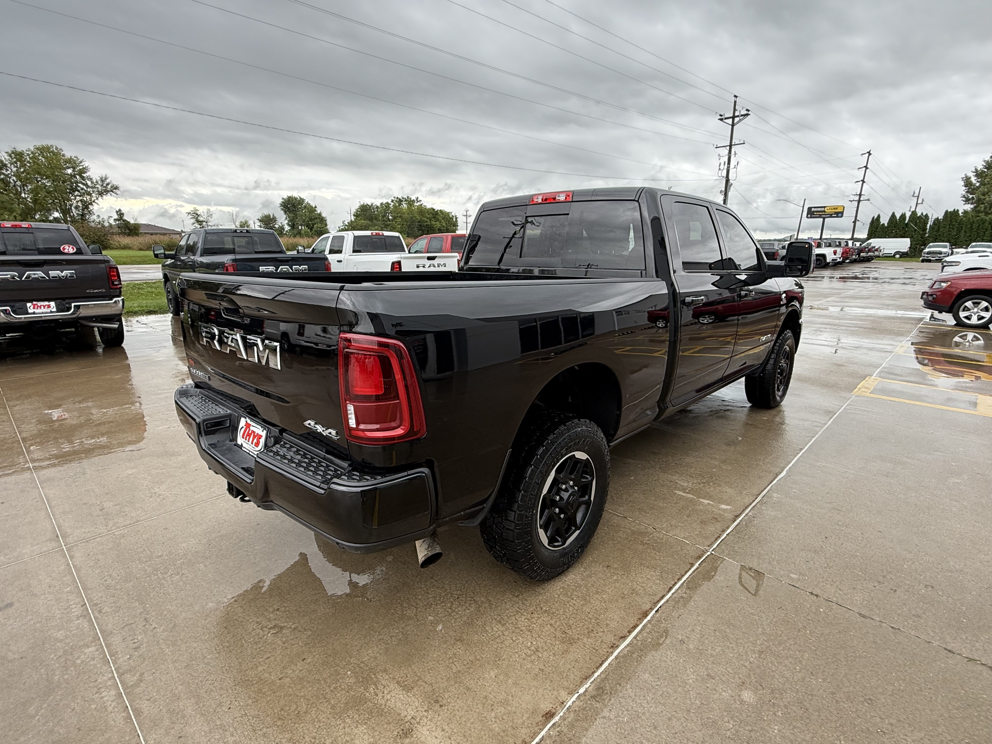 Used 2026 RAM 2500 Laramie AWD/4WD image 31