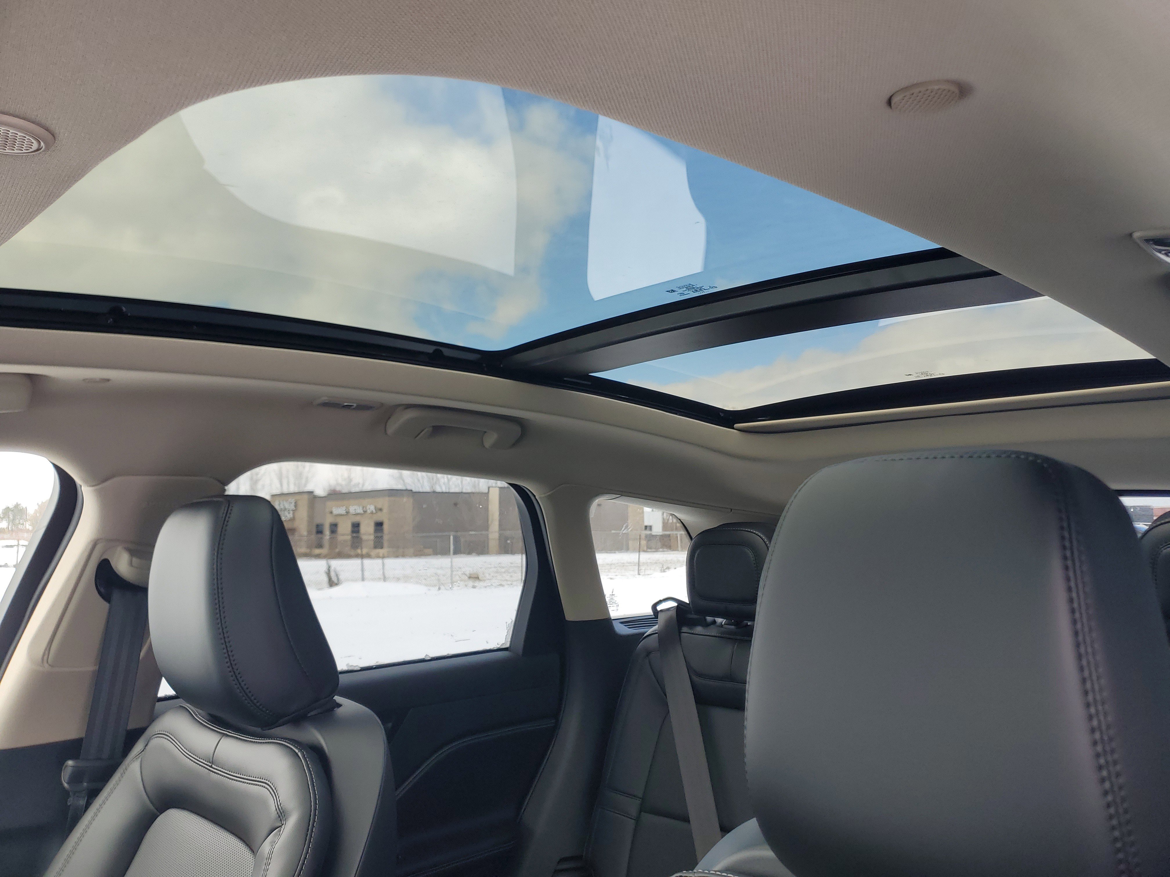 New 2026 Lincoln Corsair Premiere image 11