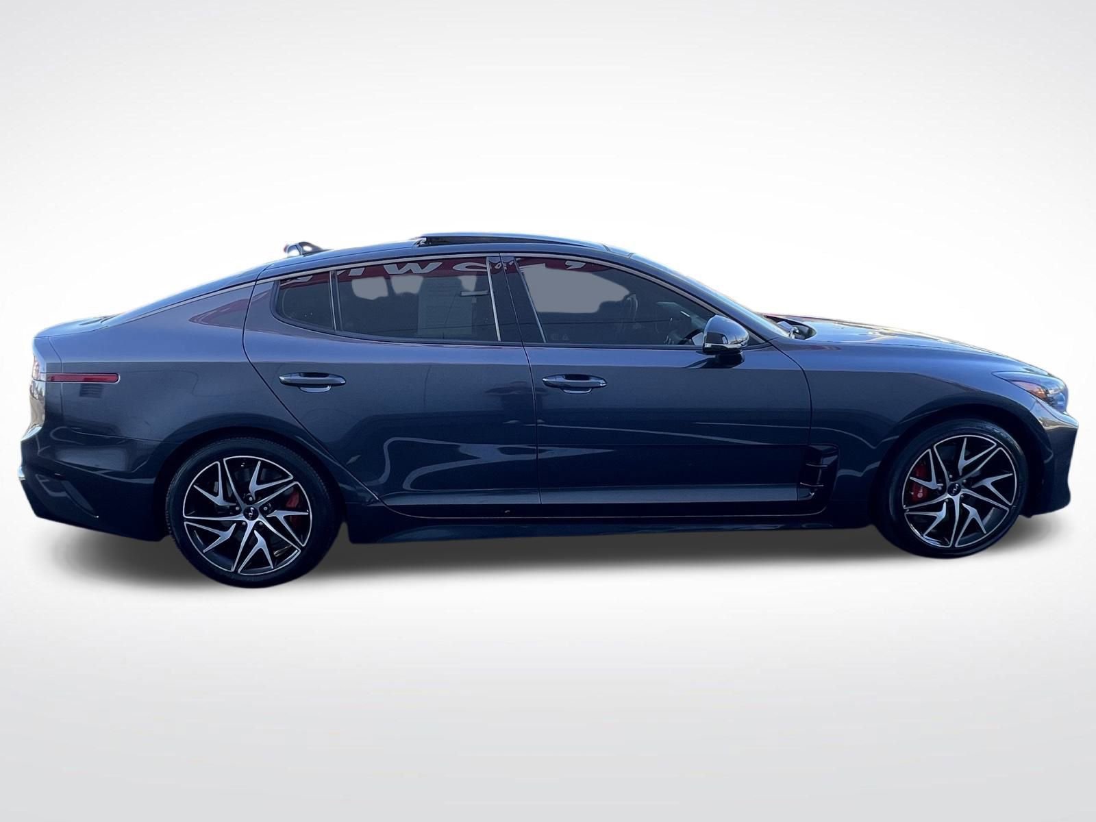 Used 2023 Kia Stinger GT-Line w/ Sun & Sound Package image 11
