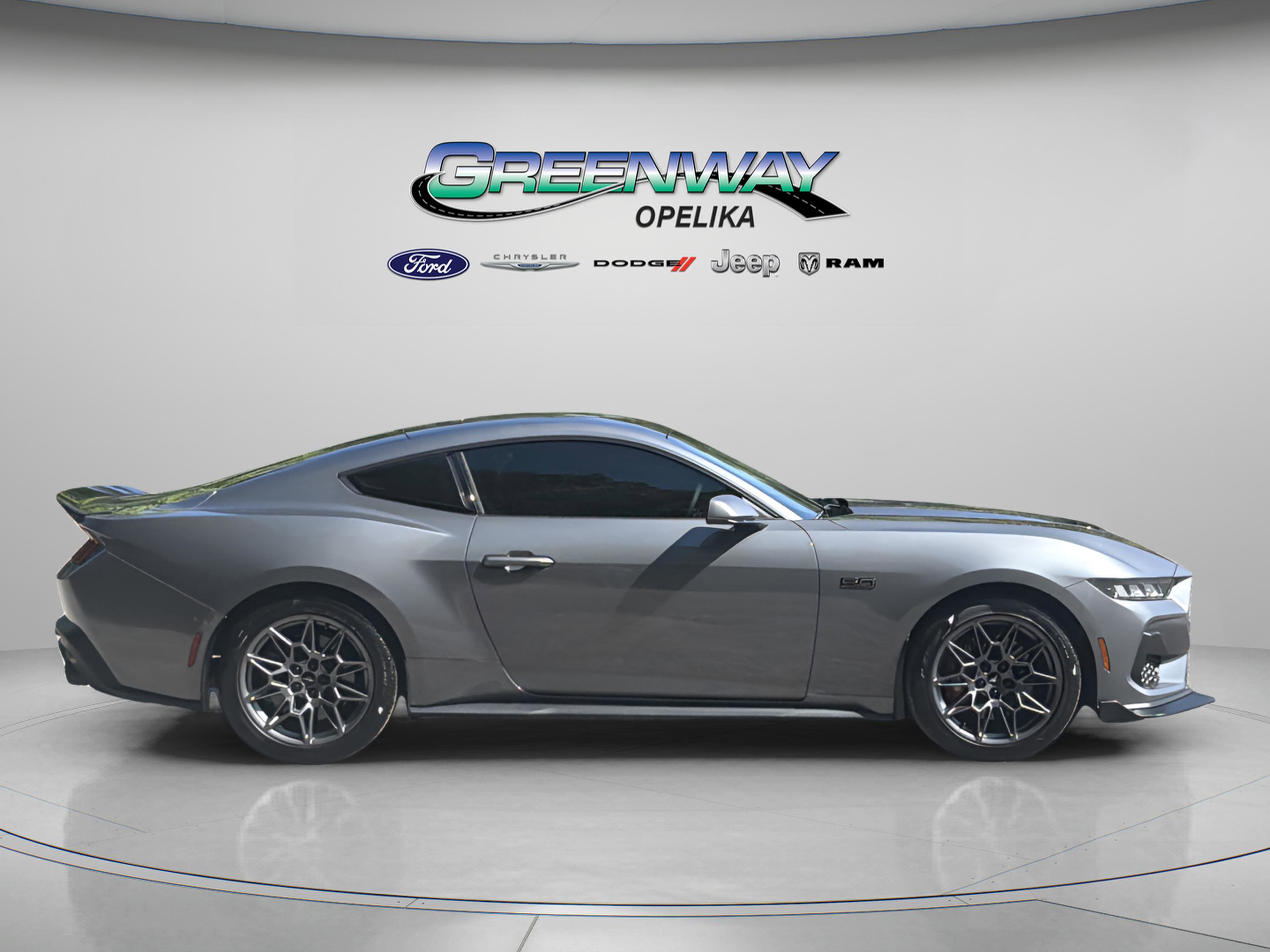 Used 2025 Ford Mustang GT RWD image 8