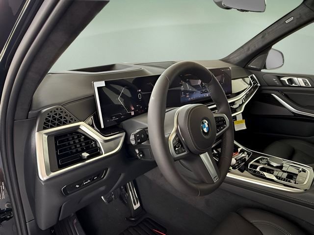 Certified 2026 BMW X7 xDrive40i w/ M Sport Package AWD/4WD image 31