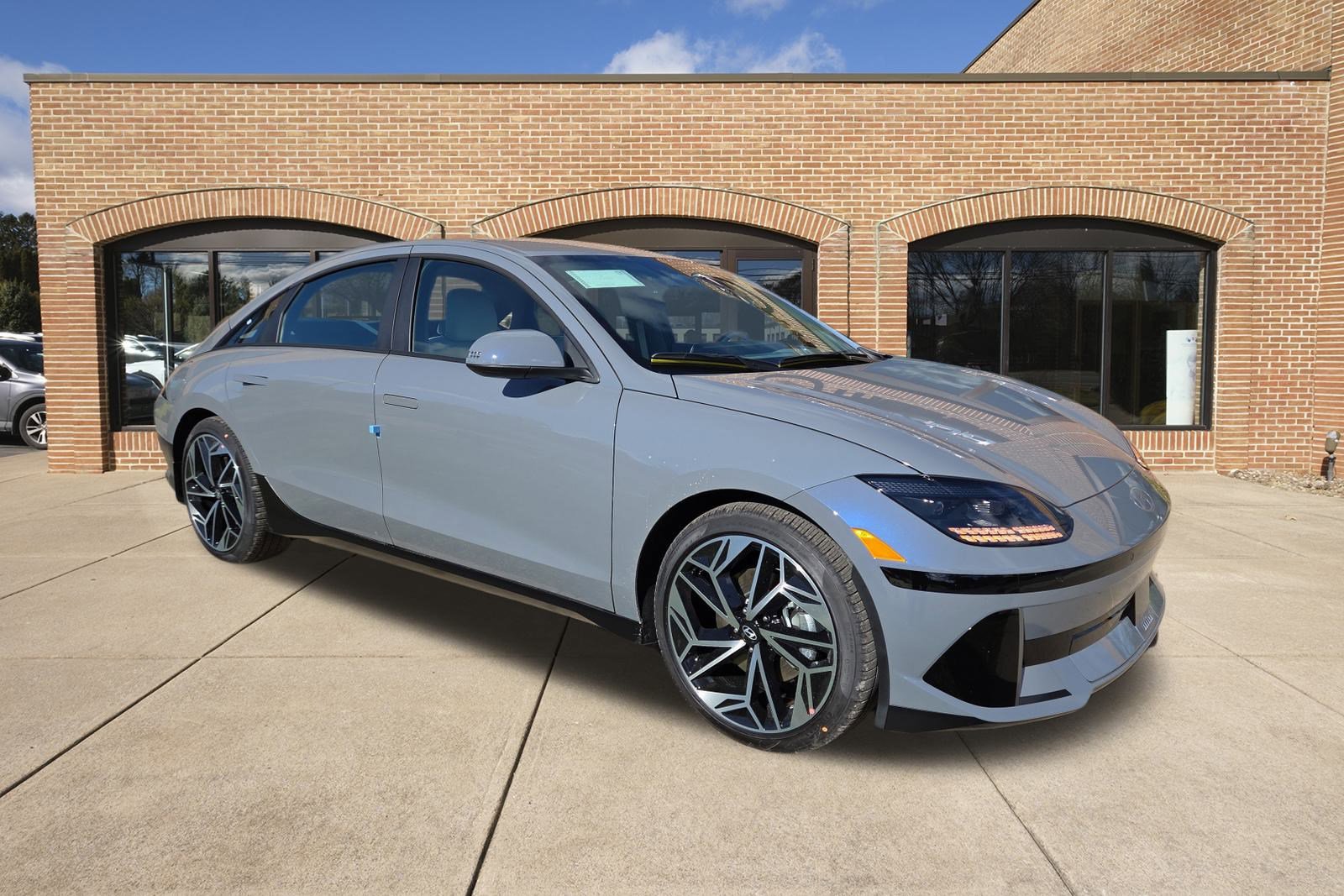 New 2025 Hyundai Ioniq 6 SEL