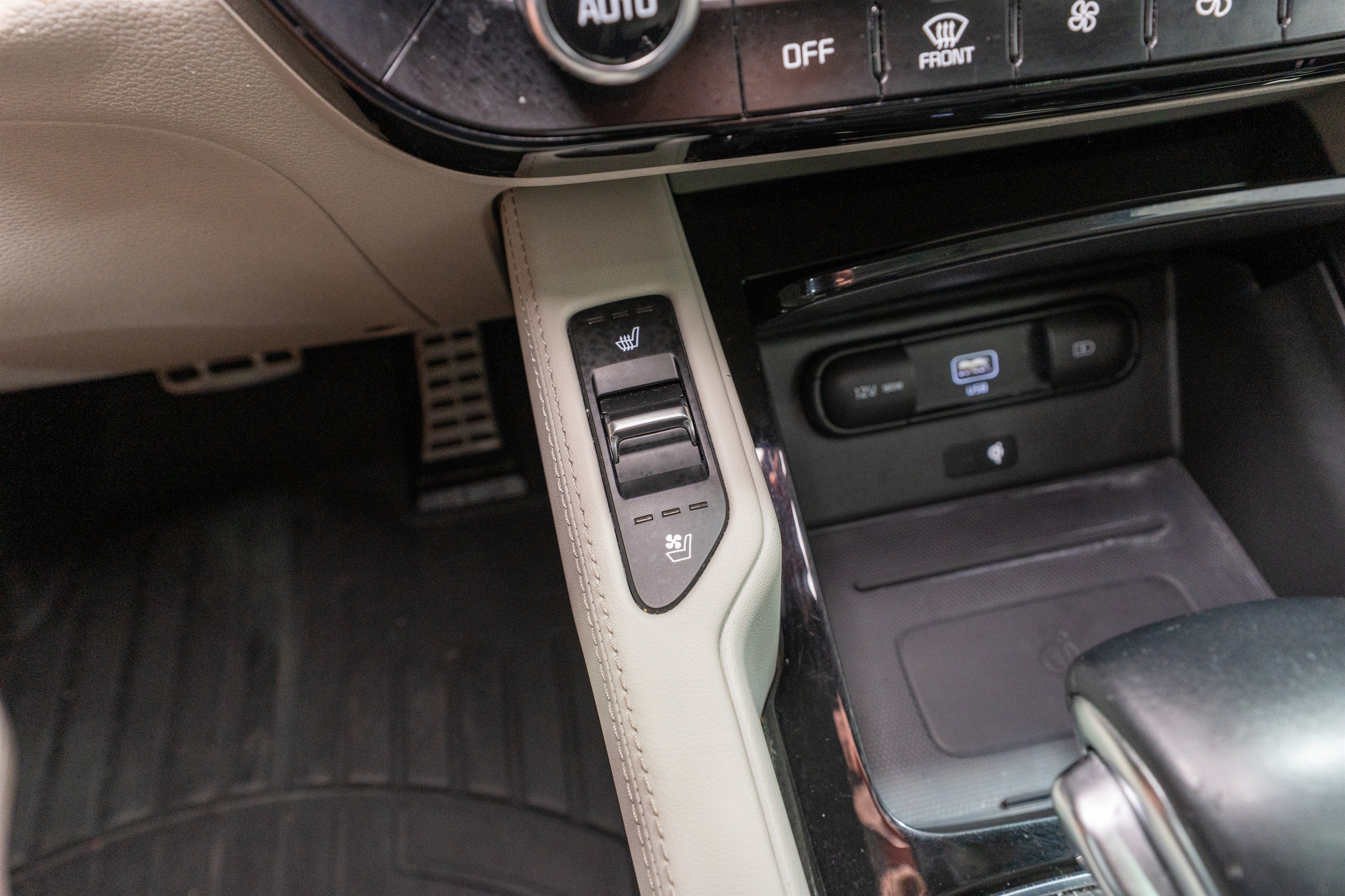 Used 2022 Kia Telluride SX w/ SX Prestige Package AWD/4WD image 22