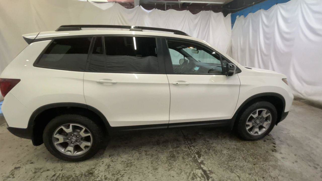 Certified 2023 Honda Passport TrailSport image 9