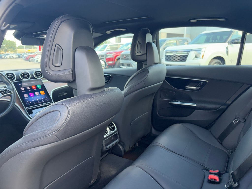 Used 2025 Mercedes-Benz C 300 4MATIC Sedan image 23