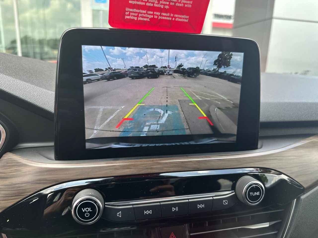 Used 2020 Ford Escape Titanium FWD image 8
