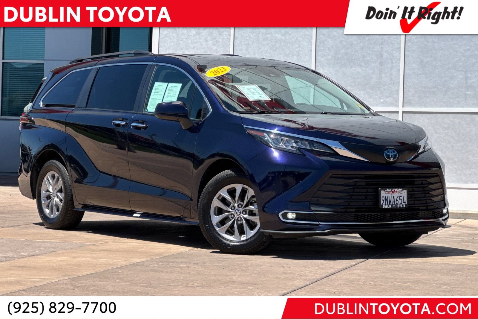 Certified 2023 Toyota Sienna XLE FWD video 1