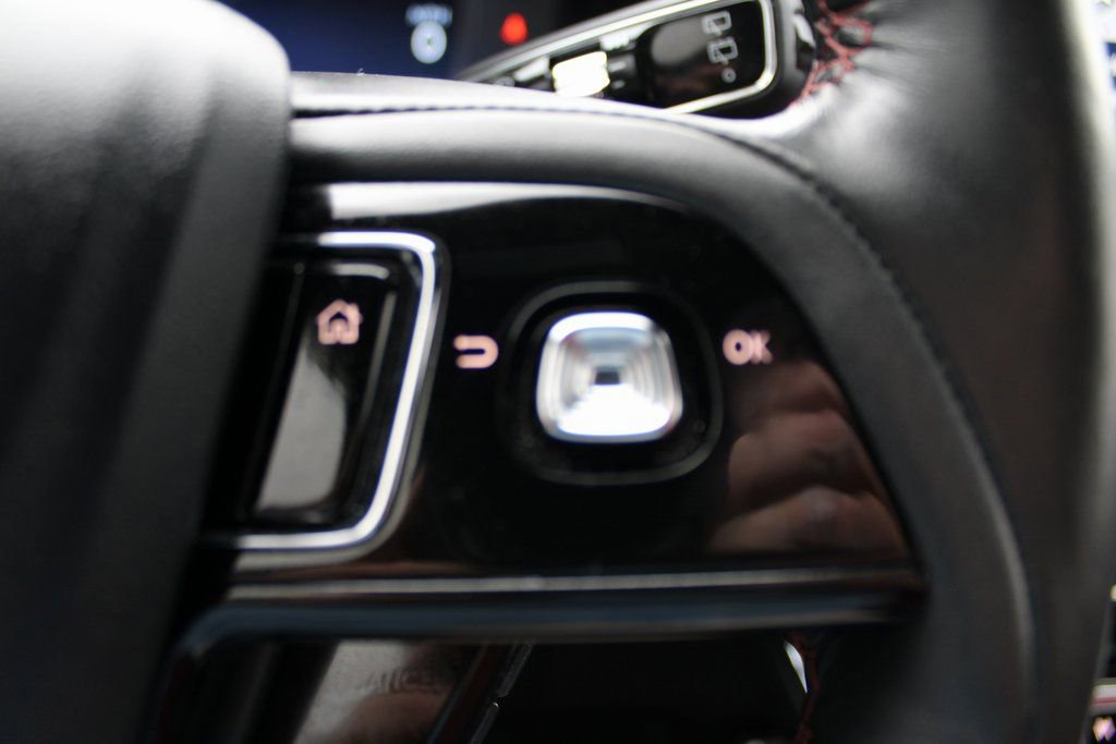 Used 2024 Lincoln Corsair Reserve w/ Equipment Group 201A image 27