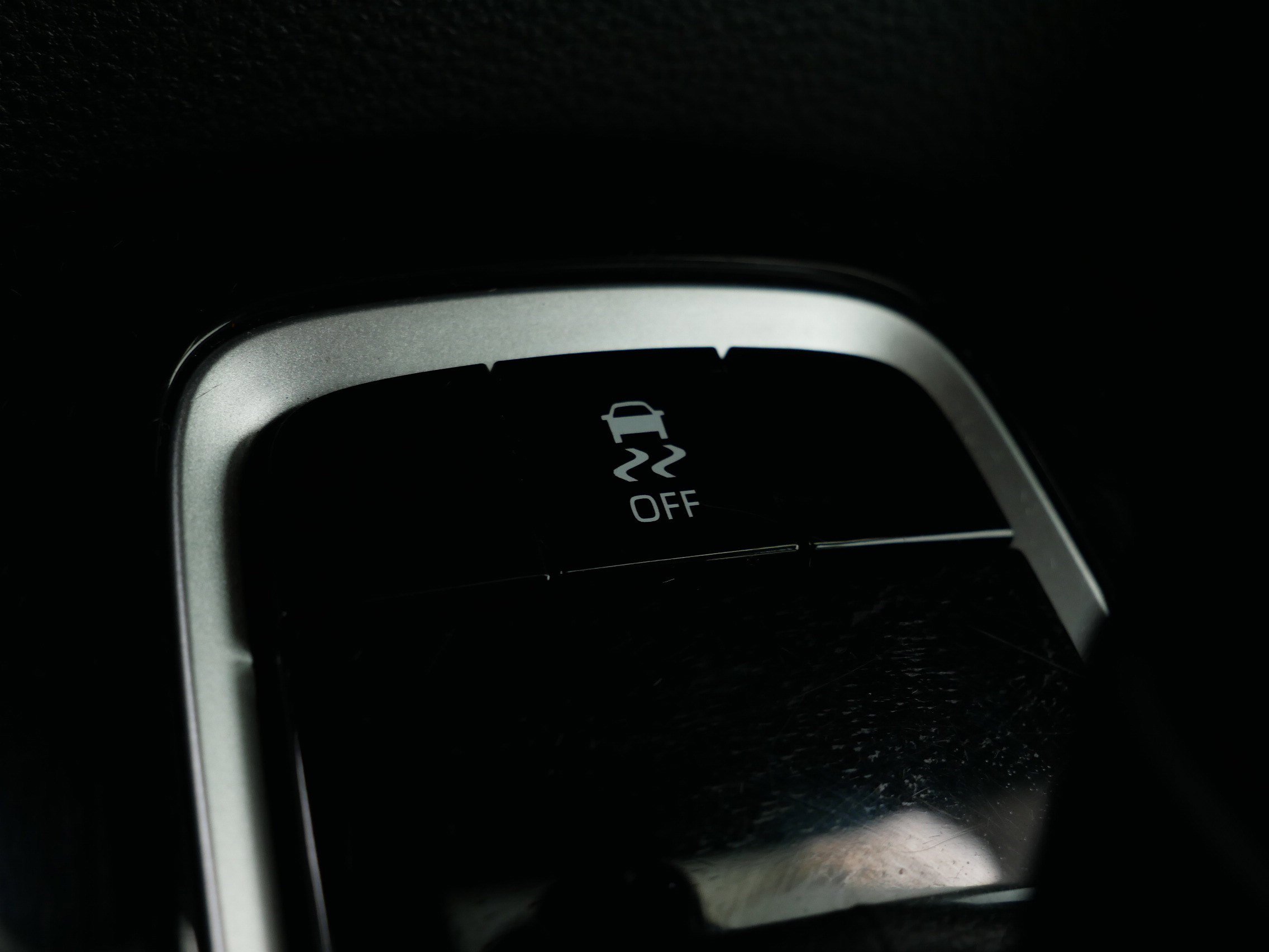 Certified 2024 Toyota Corolla LE image 33